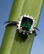 Green Sapphire & Diamond White Gold Ring